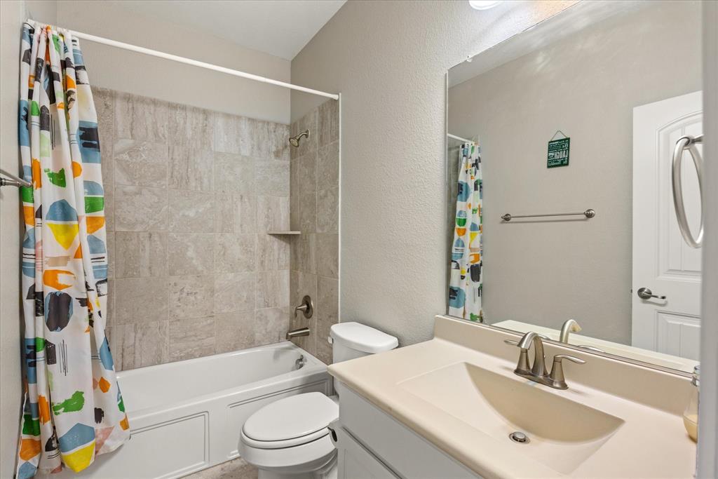 Mistletoe Hill Ph VI & Vii - Residential