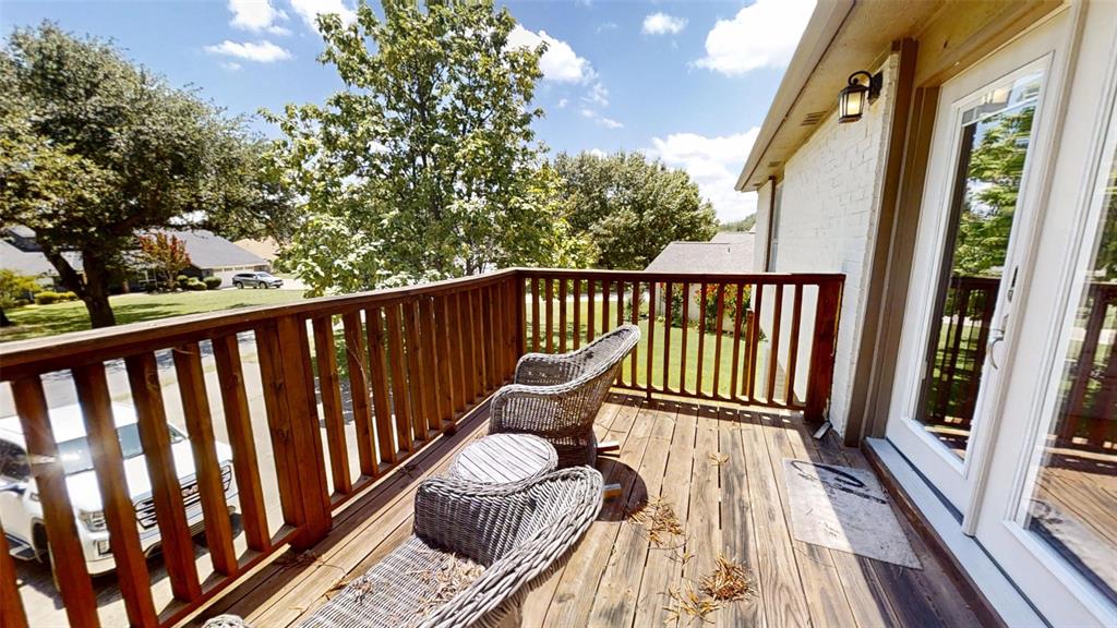 3816 Winding Way