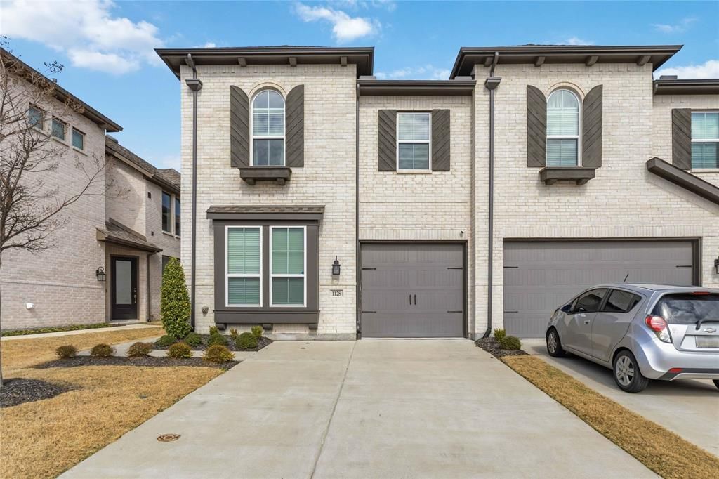Photo of 1128 Queensdown Way, Forney, TX 75126 (MLS # 21190298)