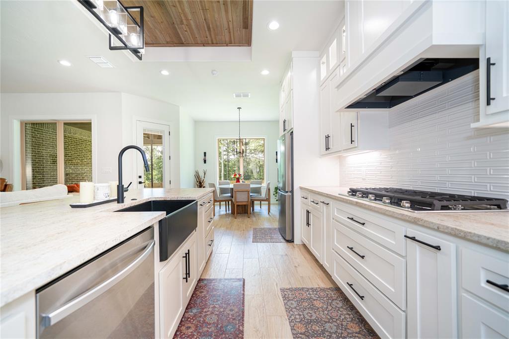125 Thorn Briar