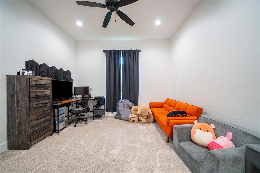 Thorn Briar - Residential