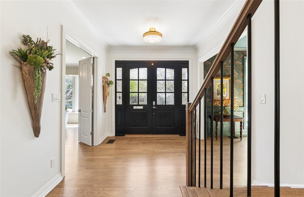 3132 Stanford Avenue