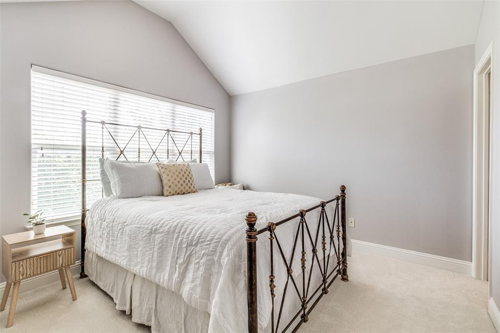 Buena Vista Condos 4058-60 - Residential