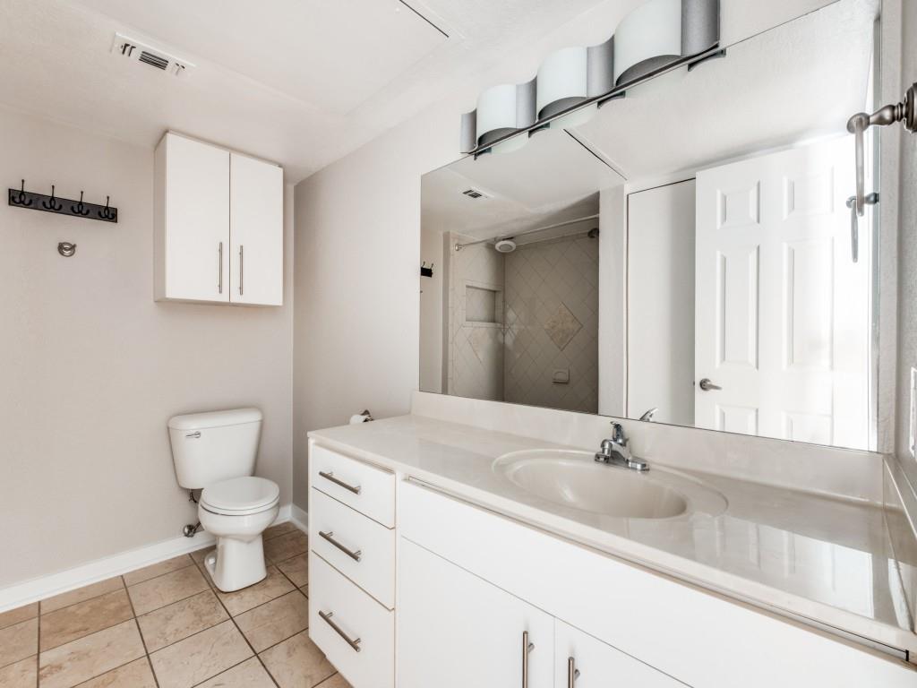 Parks On Travis Condos - Residential Lease