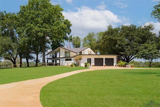 15698 N Peninsula Road N