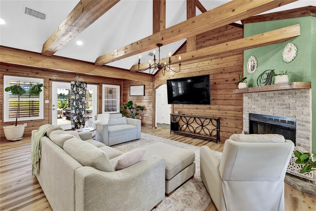 213 County Road 245