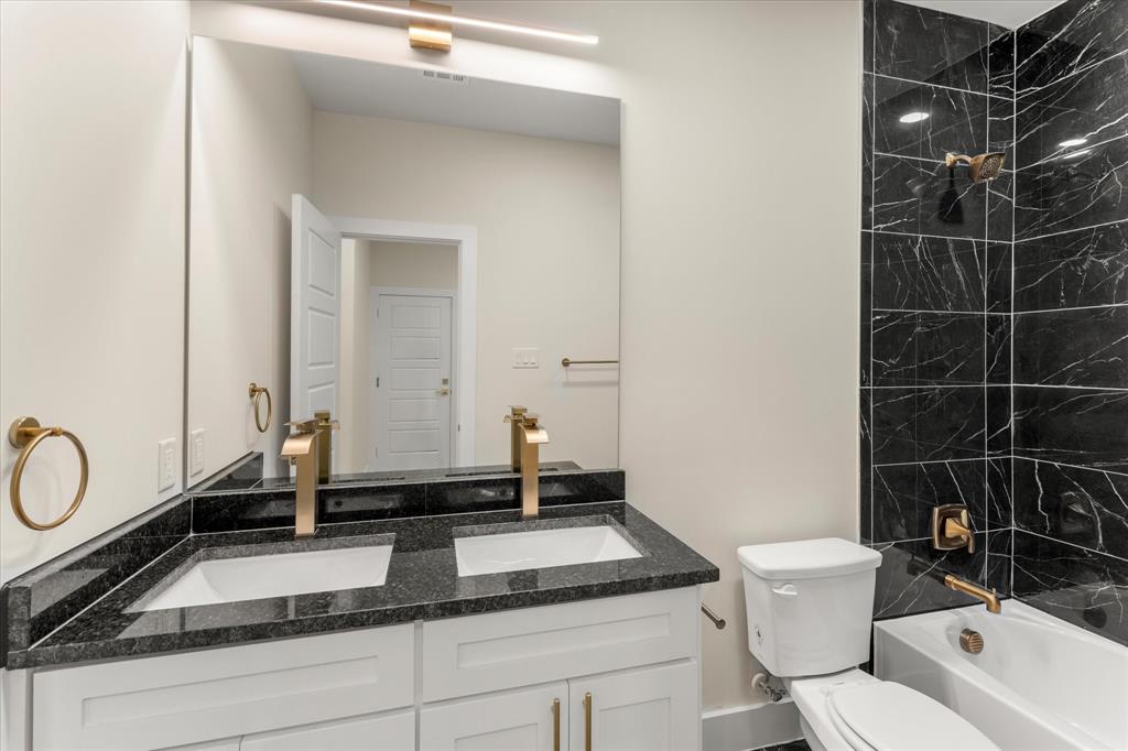 Paradise Bay - Residential