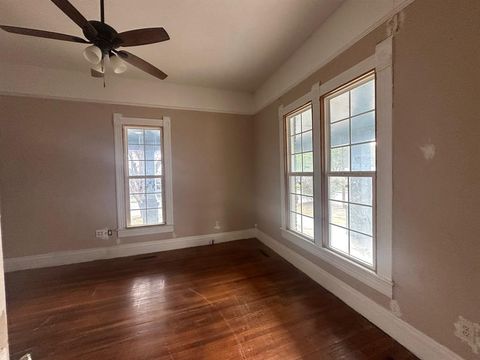 Tiny photo for 702 W Spring Street, Weatherford, TX 76086 (MLS # 21101239)