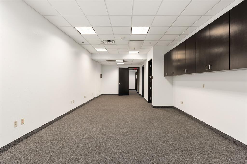 Frisco Bridges Office Park Ph II Condo - Commercial Lease