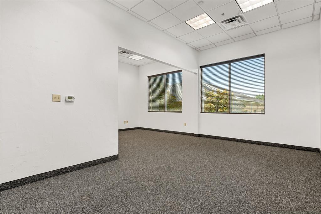 Frisco Bridges Office Park Ph II Condo - Commercial Lease