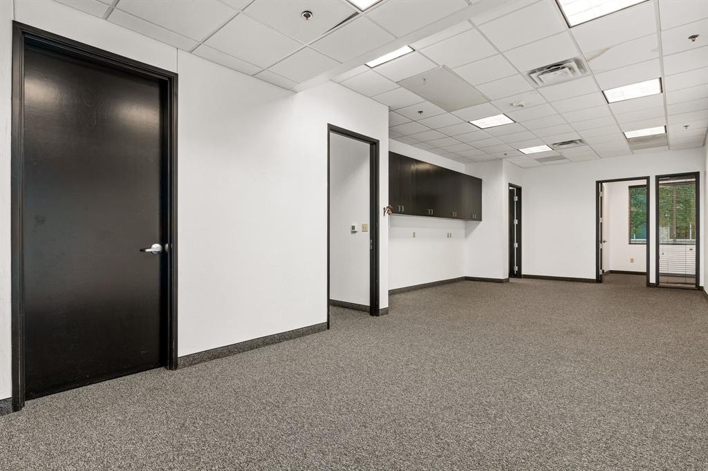 Frisco Bridges Office Park Ph II Condo - Commercial Lease