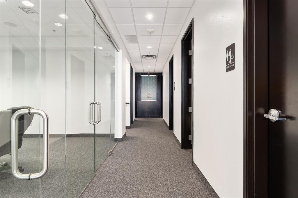 Frisco Bridges Office Park Ph II Condo - Commercial Lease