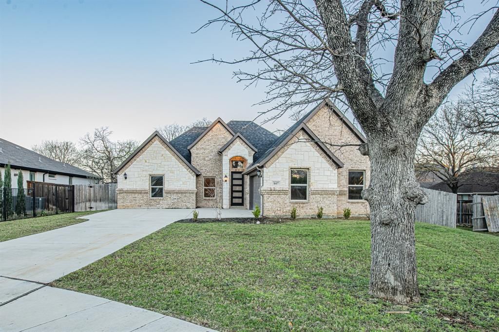 Photo of 1617 sea breeze Court, Azle, TX 76020 (MLS # 21215425)