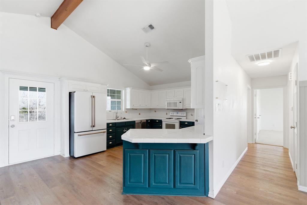 Woody Creek Estates Ph - Residential
