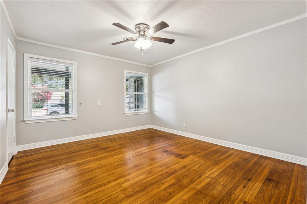 Castle Crest - Residential