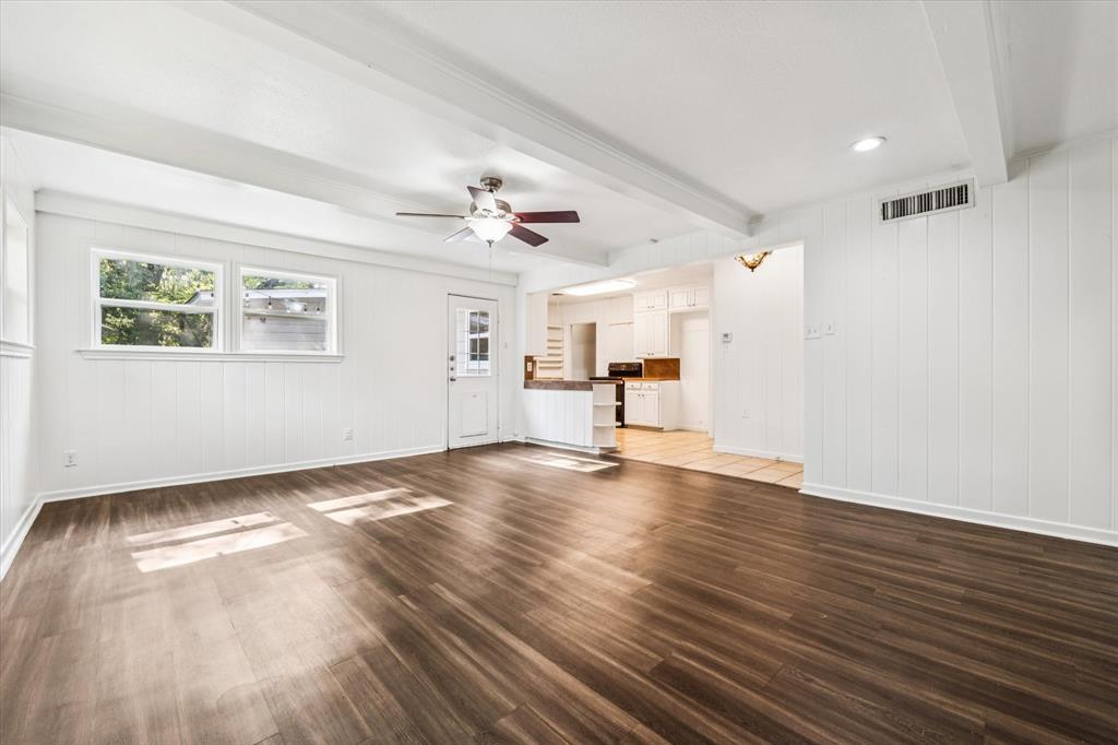 Castle Crest - Residential