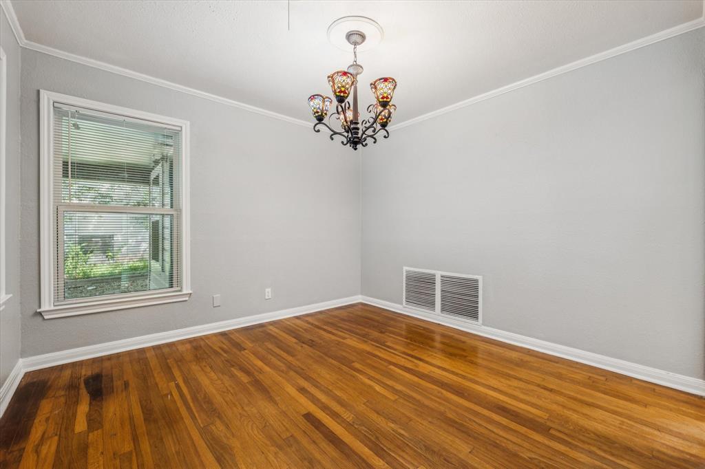 Castle Crest - Residential