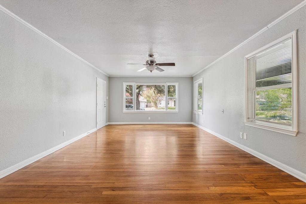 Castle Crest - Residential