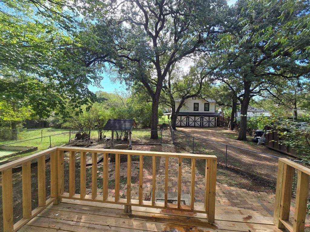 4824 Meadowbrook Drive