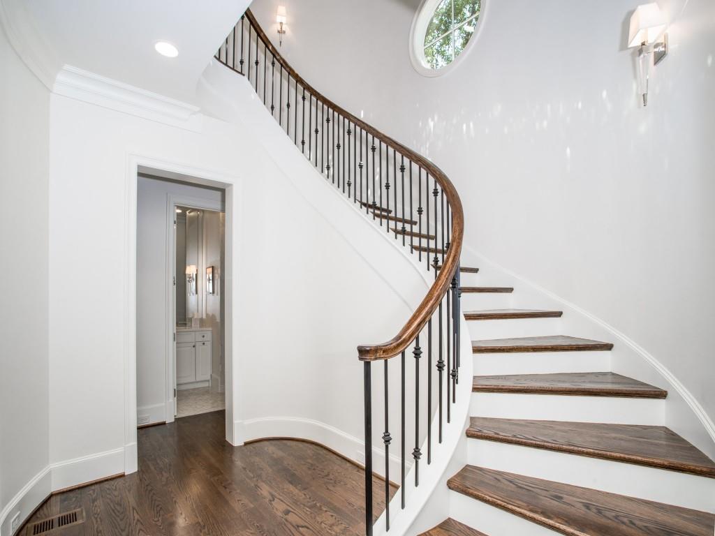 Regents Park - Residential