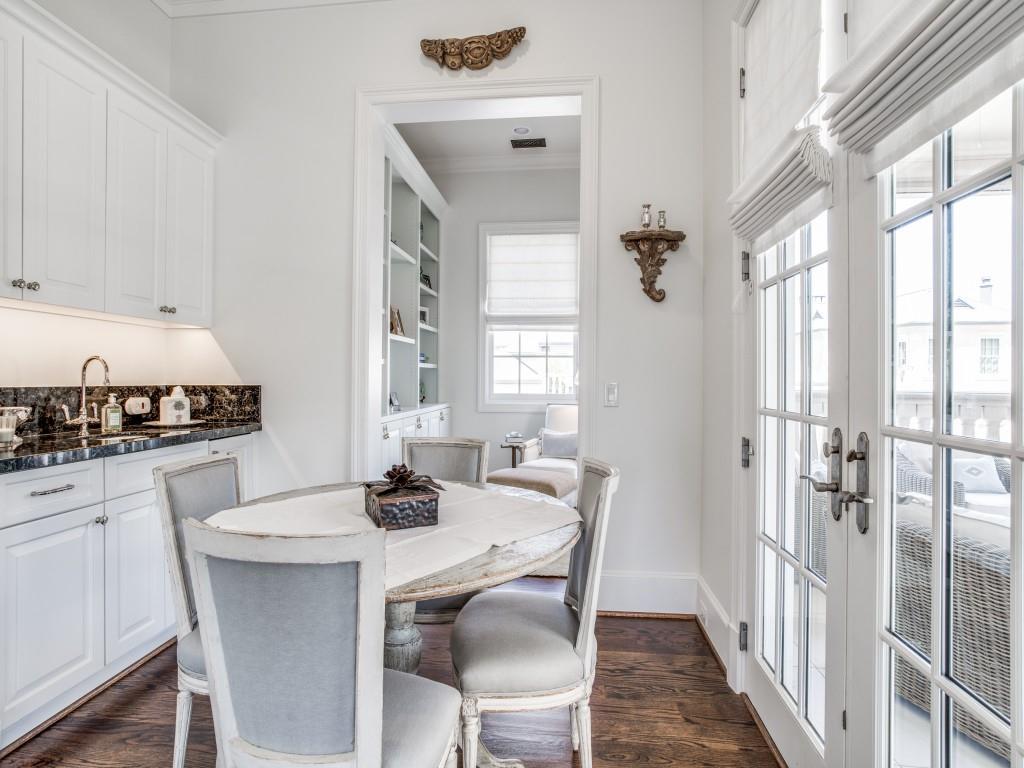 Regents Park - Residential