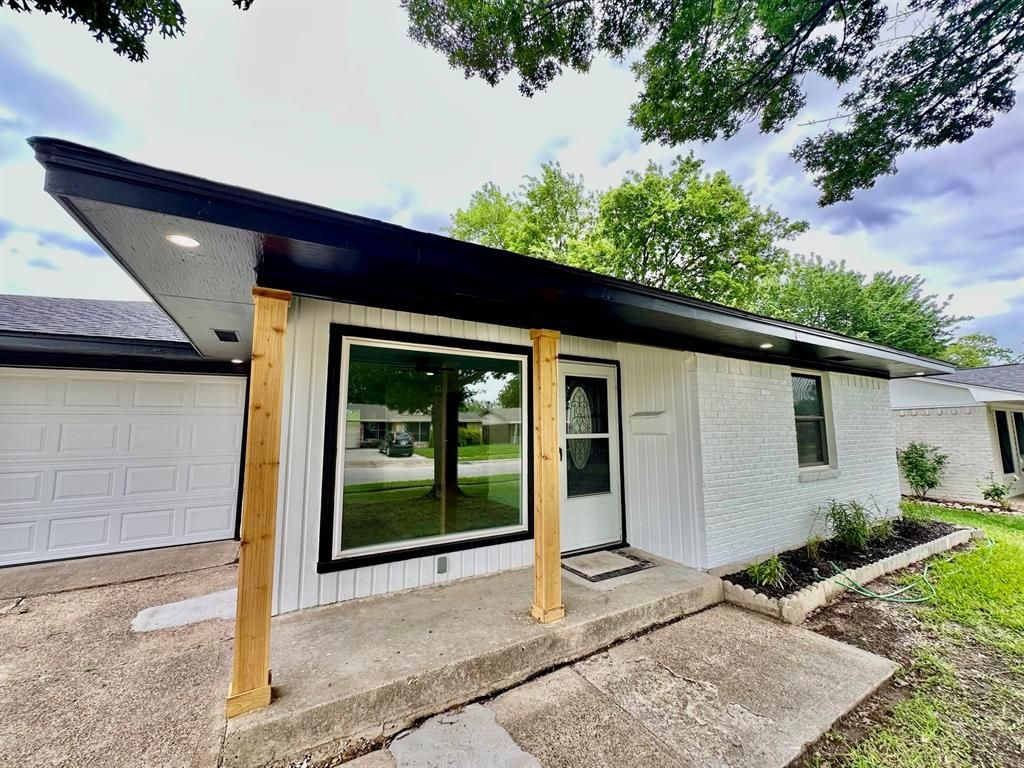 Photo of 4416 Sarazen Drive, Mesquite, TX 75150 (MLS # 21246083)