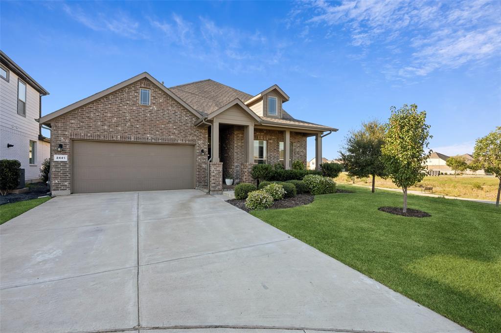 2441 Mockingbird Court