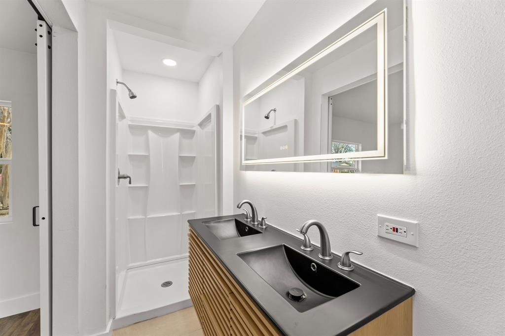 Eastern Heights 01 - Residential