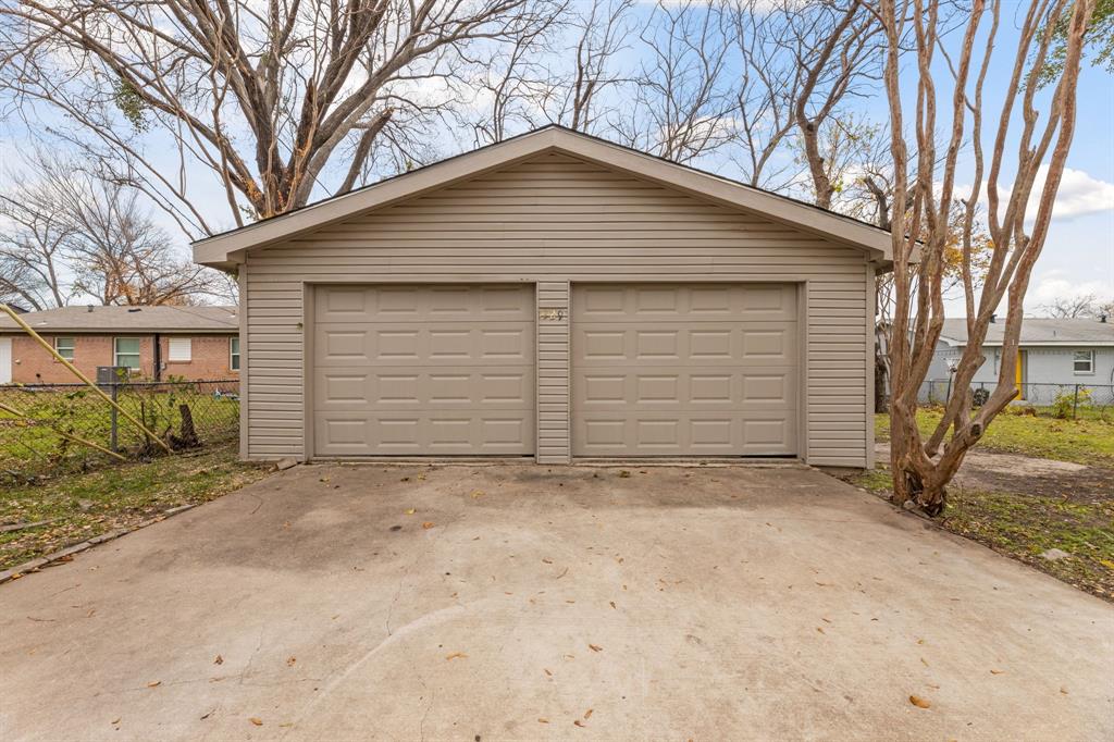 Eastern Heights 01 - Residential