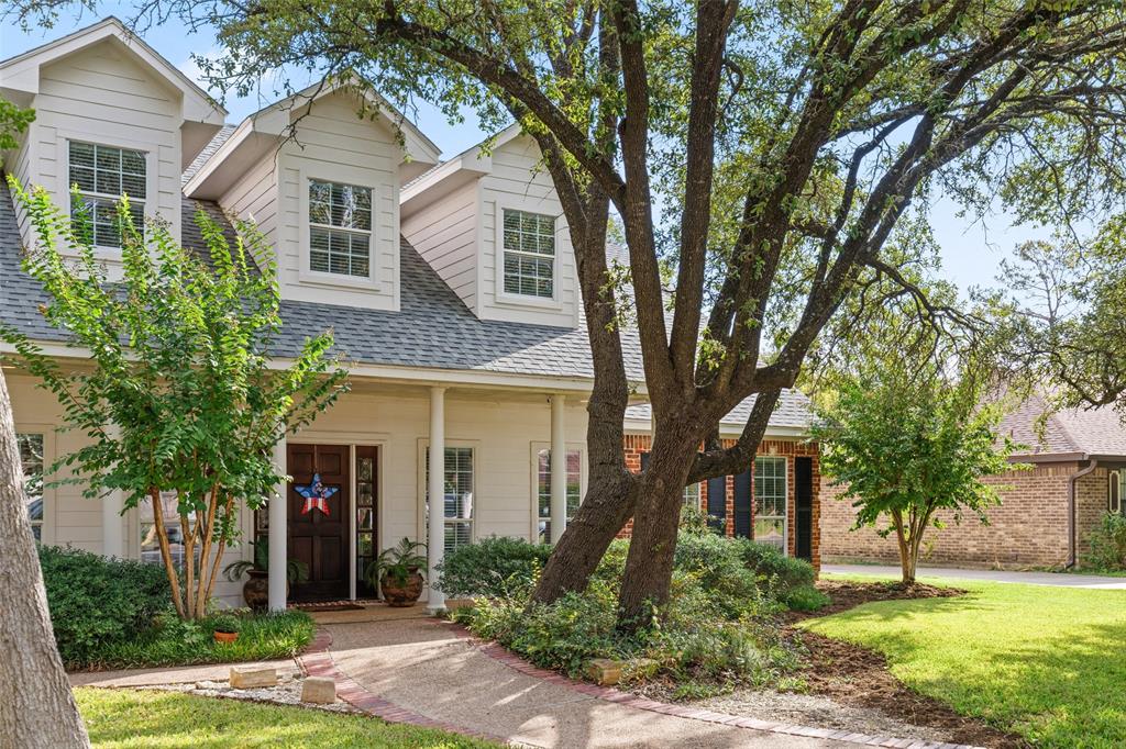 1605 Oak Hollow Drive