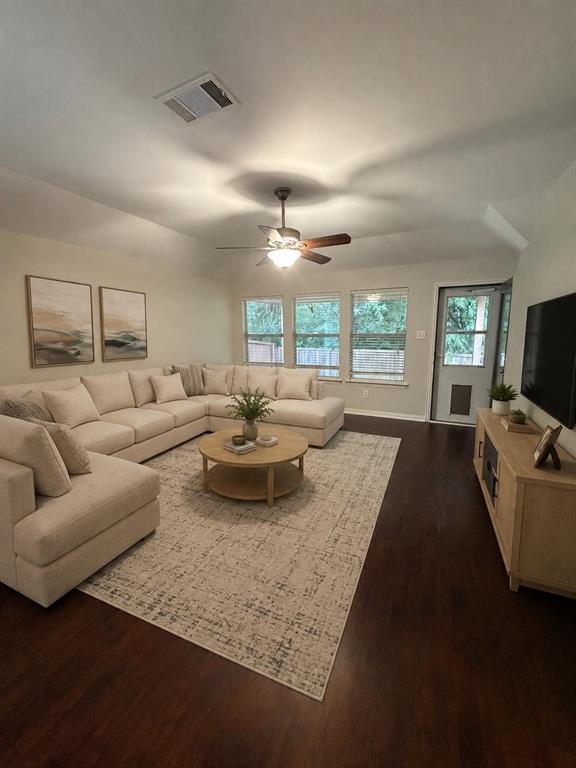 708 Creekside Drive