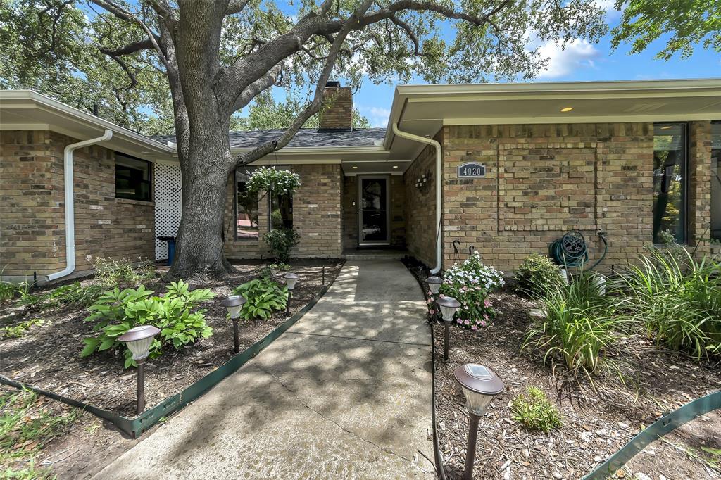 4020 Flintridge Drive