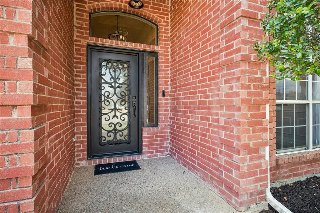 412 Manders Court