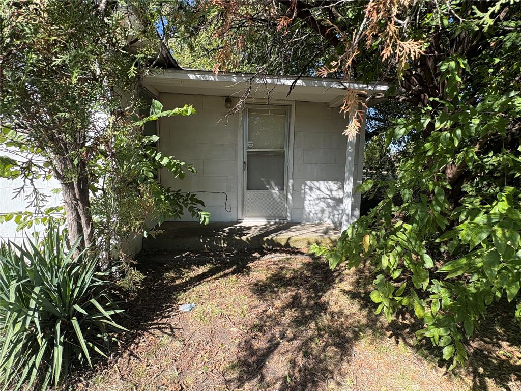 705 E Lamberth Road