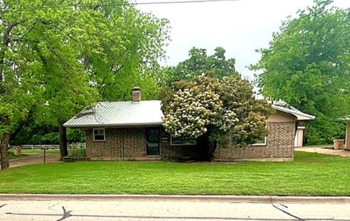 501 W College Street