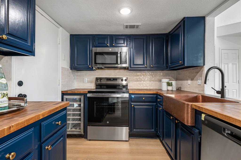 Gables At Royal Lane - Residential