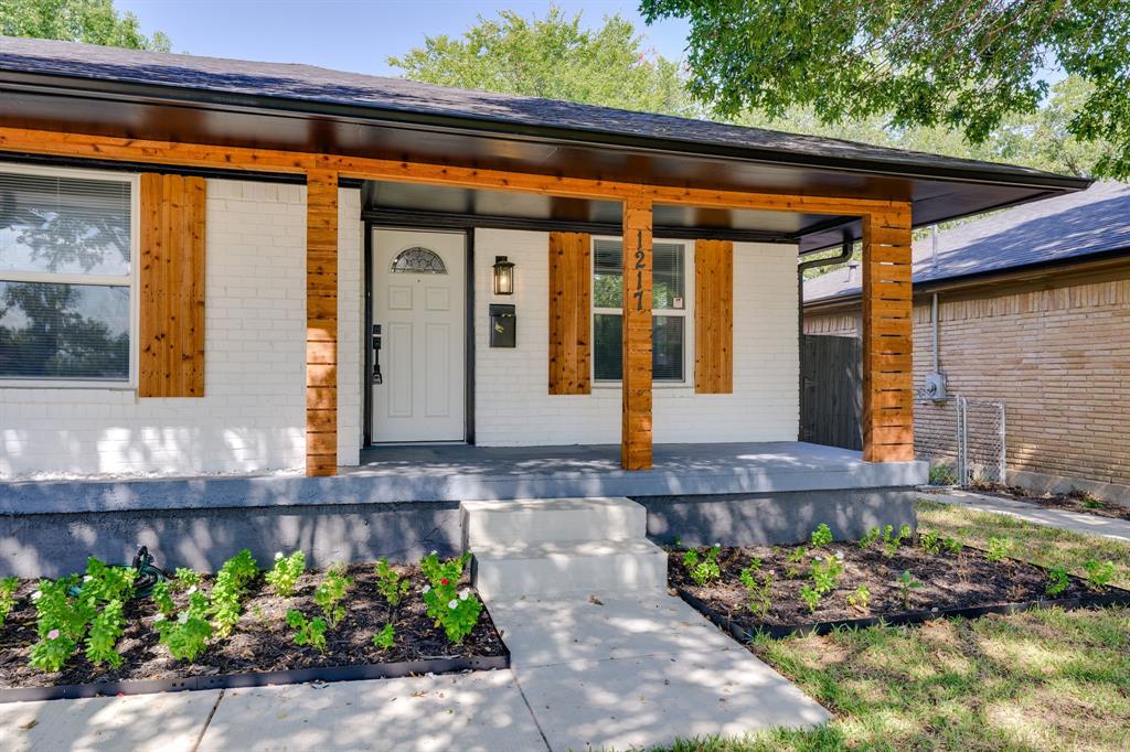 1217 Mayfield Avenue