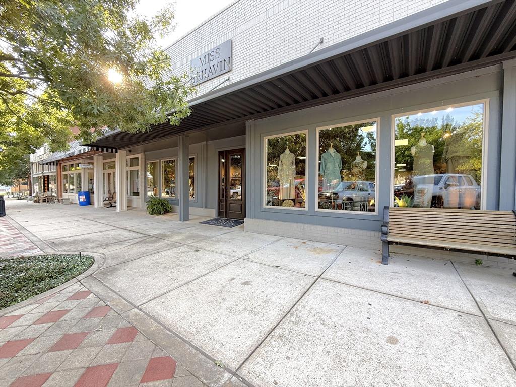 118 Main Street