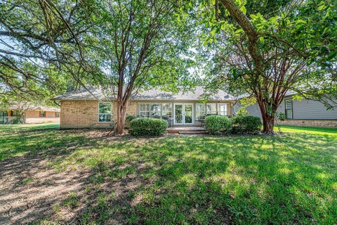 Photo of 542 Arrowwood Beach Road, Trinidad, TX 75163 (MLS # 21372578)