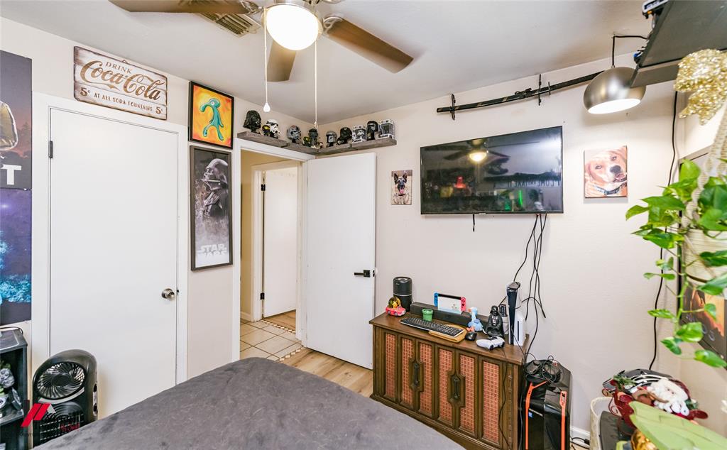 Shady Grove 03 - Residential