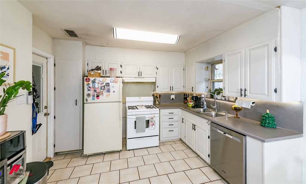 Shady Grove 03 - Residential