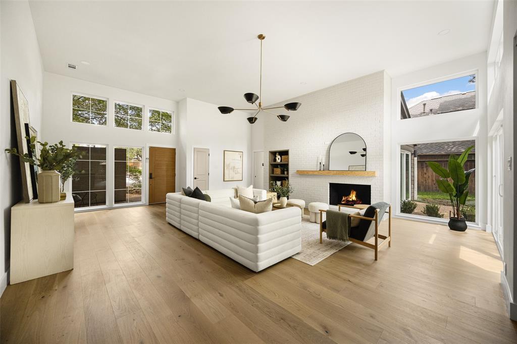 Lake Hlnds Add - Residential