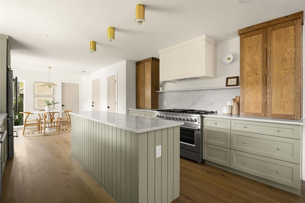 Lake Hlnds Add - Residential