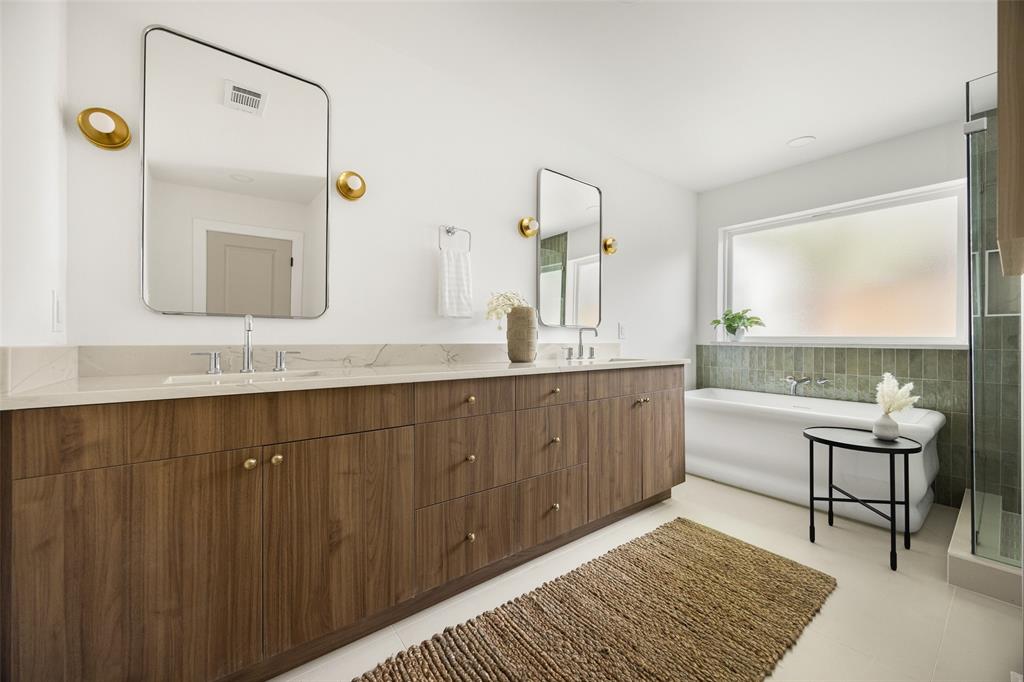 Lake Hlnds Add - Residential