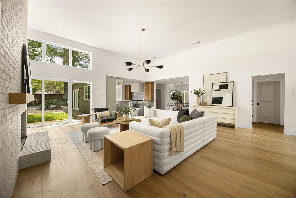 Lake Hlnds Add - Residential
