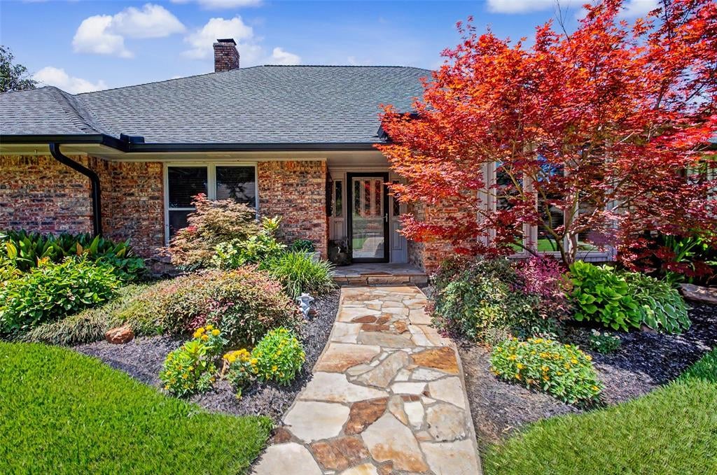 6717 River Bend Road