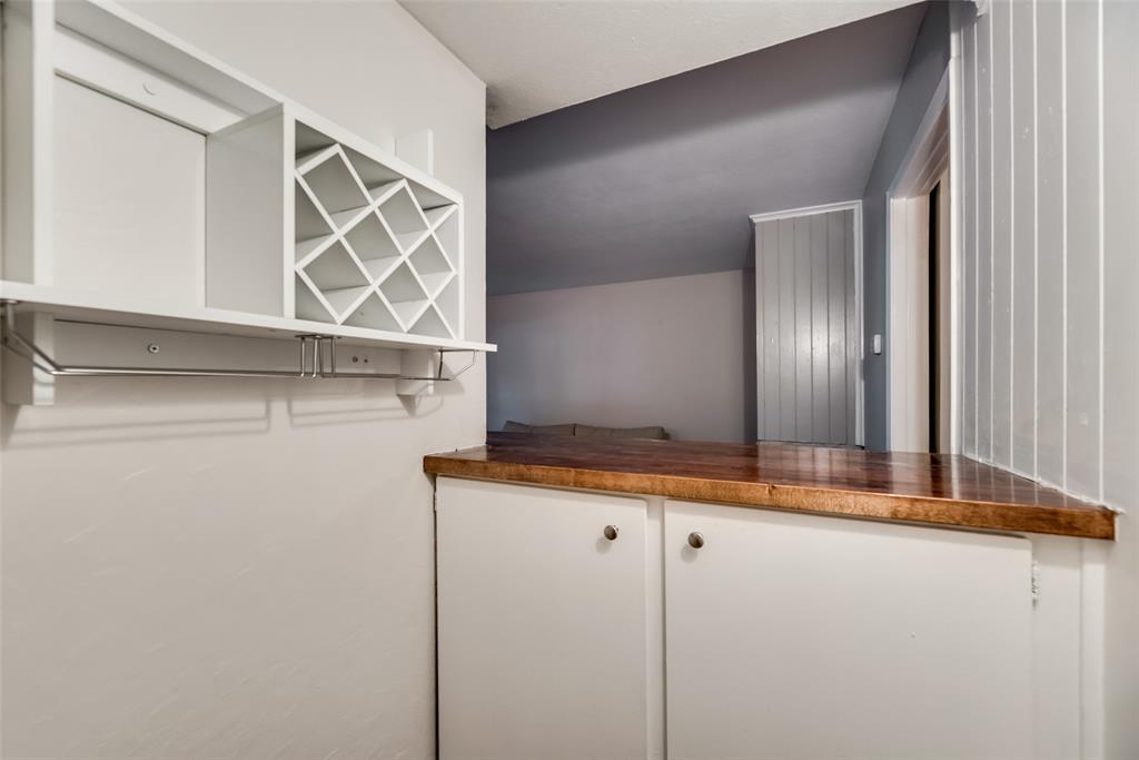 STONES THROW CONDOMINIUM - Residential Lease