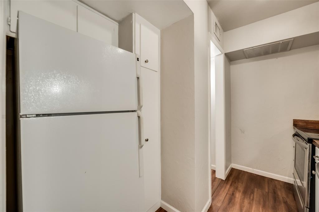 STONES THROW CONDOMINIUM - Residential Lease