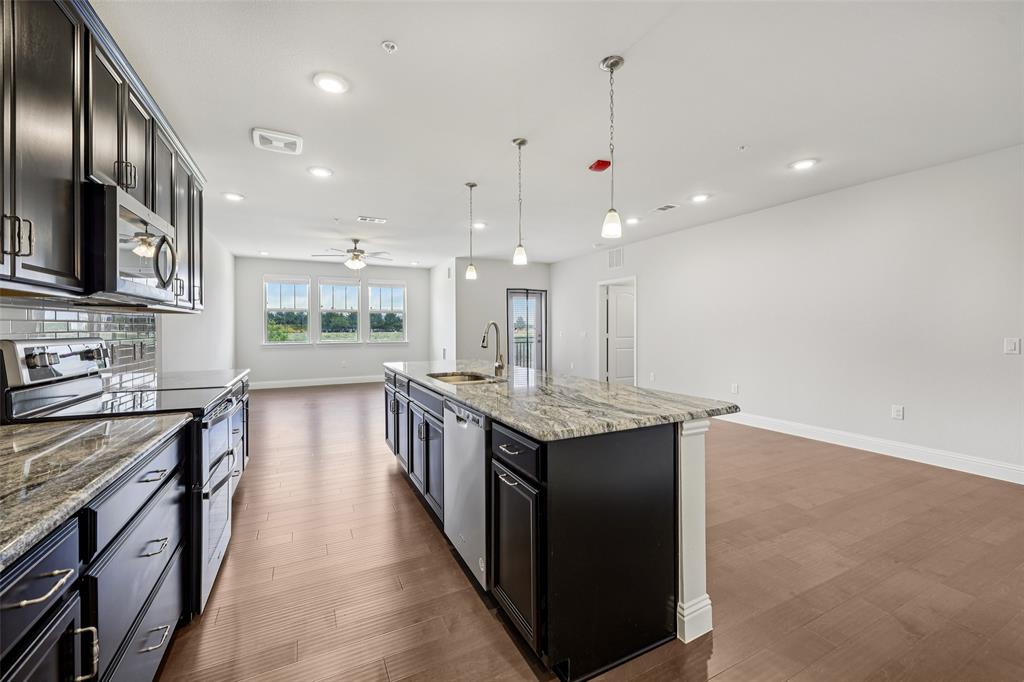 1735 Wittington Place 2203