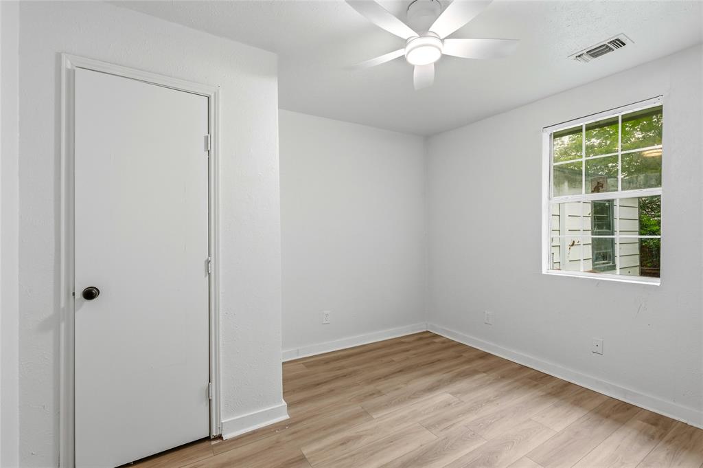 Deerpath Village 05 - Residential